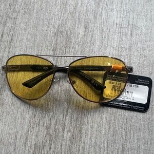 NEW NWT Foster Grant Night Driver Sunglasses with Yellow Lenses